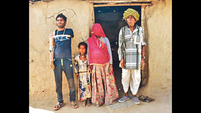 Rajasthan CM Ashok Gehlot aid for youth who lost both hands in fire mishap