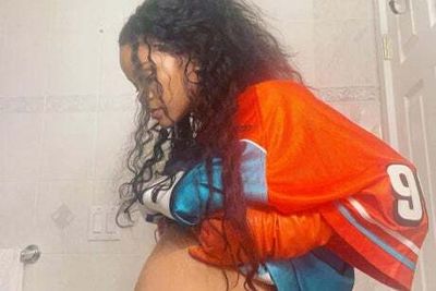 Pregnant Rihanna shares photos of her baby bump as she introduces her new ‘gang’