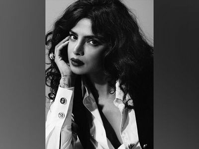 New mom Priyanka Chopra shares first social media post after baby announcement