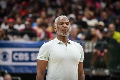 Charles Oakley on Charles Barkley: We’re not inviting him to play golf no more
