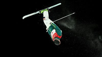 Jakara Anthony nails perfect start for Australia as best qualifier for moguls finals at Beijing Winter Olympic Games