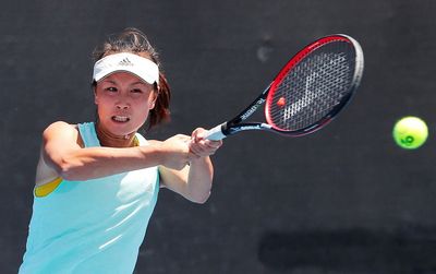 Olympics-Peng Shuai expected inside Beijing bubble as athletes find their snow feet