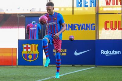 Aubameyang hails chance of a lifetime after signing for Barcelona