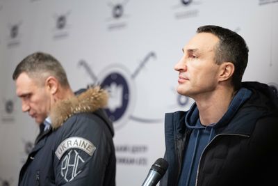 Klitschko brothers vow to defend Ukraine from Russia ‘aggression’