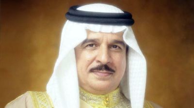 Bahrain’s King Meets with Visiting Israeli Defense Minister