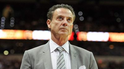 Report: Rick Pitino, Iona in Discussions on New Lifetime Contract