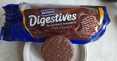 McVitie's Chocolate Digestive compared to Tesco, Aldi, and M&S - there's a clear winner