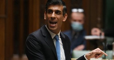 Expert says Sunak's energy bills rebate is not enough - 'people are struggling right now'