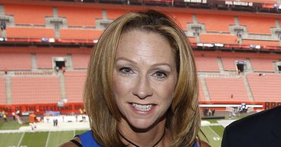 Beth Mowins among ESPN’s first all-woman NBA crew