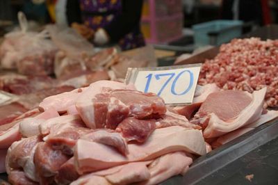 Food prices in decline as festival ends