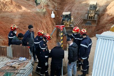 Morocco rescuers dig to save boy trapped in well for days