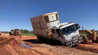 Flood-hit NT communities taking desperate measures to restore food supplies