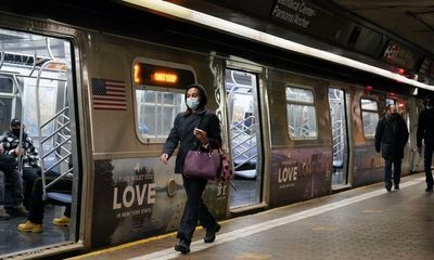 Covid-era Americans are using public transit less and having more car crashes