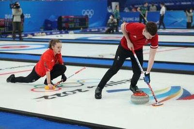 Winter Olympics: Team GB curling pair Dodds and Mouat hold off Aussie fightback for third win of Games