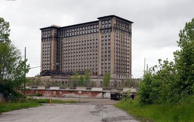 Google to work with Ford on Detroit research hub