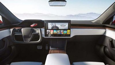 Commerce Secretary: US Willing To Accept Tesla's Help With Chips