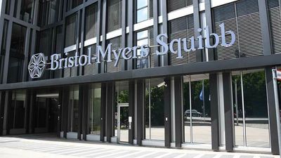 Bristol Myers Expects $10.5 Billion Shortfall This Year As Generics Loom