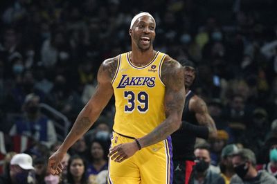 Dwight Howard pulled off this hilarious impersonation of Shaq and Charles Barkley and fans loved it