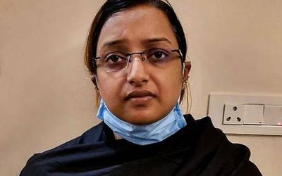 UAE gold smuggling accused Swapna Suresh threatens to write a tell-all