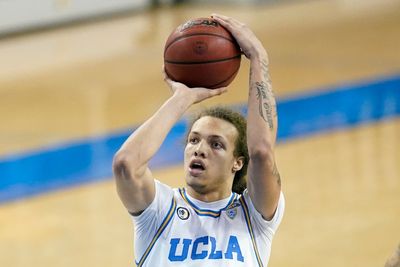 UCLA player arrested after allegedly spitting at Arizona fan