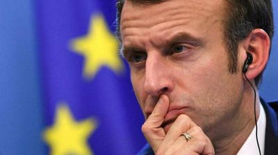 Macron Hopes for Rewards but Faces Risks in Moscow Trip to See Putin