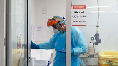 Victorian funeral homes 'planning for the worst' as COVID throws up more challenges