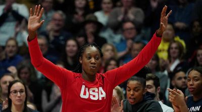 Tina Charles Signs With Phoenix, Joins Skylar Diggins-Smith, Diana Taurasi