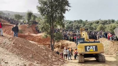 Morocco rescuers dig to save 5-year-old boy trapped in well