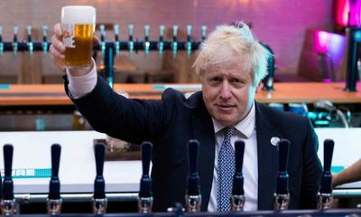 Police have photo of Boris Johnson with beer at lockdown party, say reports