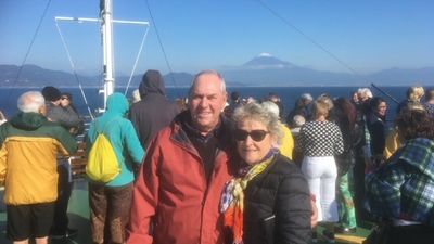 Retirees 'ready to go' on cruising holidays demand government lifts ban on vessels in Australian waters