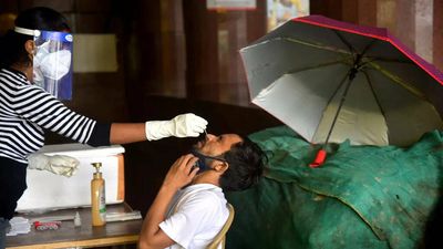 India reports 1.27 lakh Covid-19 cases and 1059 deaths in last 24 hours; Active cases at 13.31 lakh