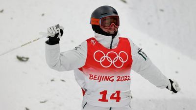 Beijing Winter Olympics: Australia's Cooper Woods finishes sixth in men's moguls, as Matt Graham misses out on the finals