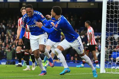 FA Cup scores LIVE: Man City cruise through, Everton win Lampard’s first game and Chelsea survive scare
