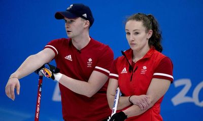 Mouat and Dodds hopeful of curling semi-final place despite loss to Italy