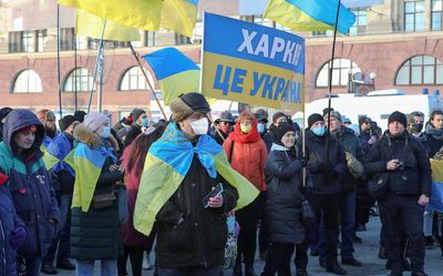 Thousands rally proclaiming 'Kharkiv is Ukraine' in city near Russian border