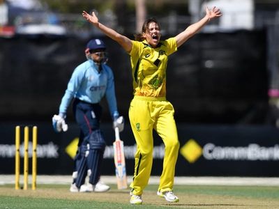 Perry stars in Australia women's ODI win