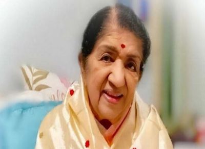 Shankar Mahadevan, Urmila Matondkar mourn the demise of Lata Mangeshkar