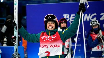 Jakara Anthony wins Australia's first gold at Beijing Winter Olympics with women's moguls victory