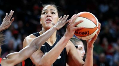 Report: All-Star Center Liz Cambage Commits to Joining Sparks