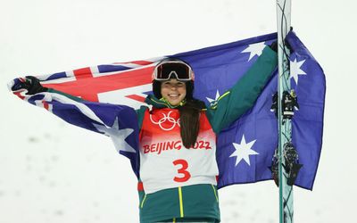 Jakara Anthony wins gold in women’s freestyle moguls