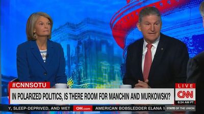 Manchin endorses Murkowski's re-election bid