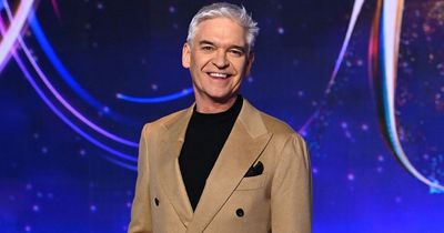 Phillip Schofield's cheeky jibe at Stephen Mulhern as he watches Dancing On Ice from home