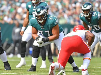 Should the Dolphins trade for Eagles OT Andre Dillard
