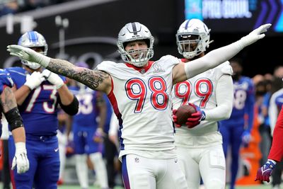 Raiders DE Maxx Crosby wins Pro Bowl Defensive MVP, Chargers QB Justin Herbert Offensive MVP