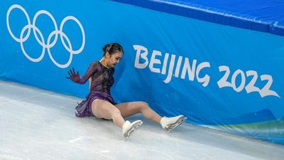 Censors step in after Weibo users savage Chinese figure-skater Zhu Yi over fall at Winter Olympics