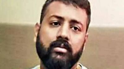 Delhi: Conman Sukesh Chandrasekhar shifted to another jail for trying to bribe prison staff