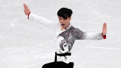 U.S. Figure Skater, Silver Medalist Vincent Zhou Tests Positive for COVID-19