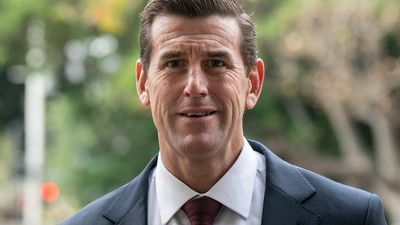 SAS witness in Ben Roberts-Smith defamation trial denies punching female soldier in face at party