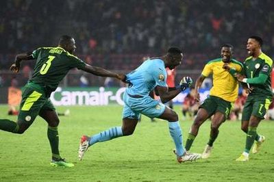 Chelsea star Edouard Mendy hailed as ‘the best goalkeeper in the world’ after AFCON heroics for Senegal