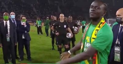 Sadio Mane wins AFCON player of the tournament and copies Roberto Firmino's celebration